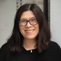 Headshot portrait of Joanne Kee.