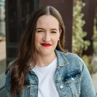 Headshot of Lauren Novak